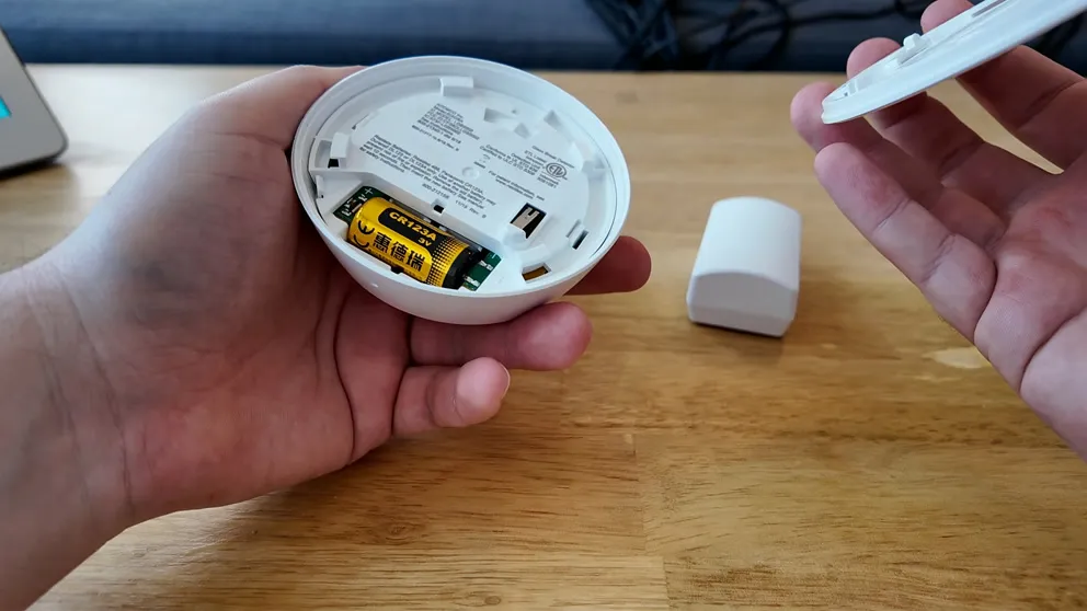 Twist the bottom part to remove the cover.