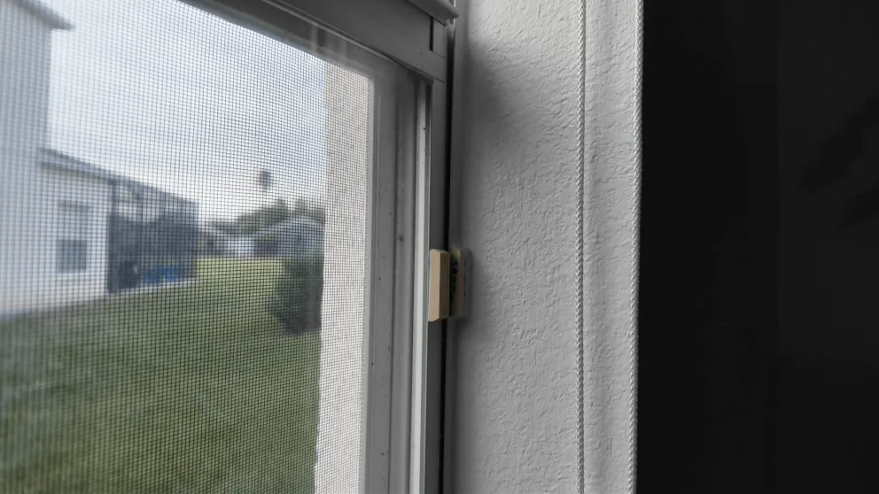 Hardwired sensor connected to Vivint panel