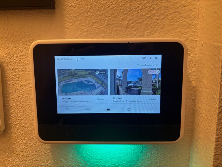 vivint panel showing cameras